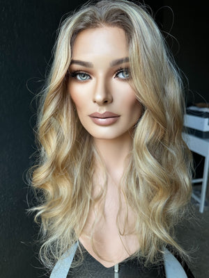 24” ALLURE WAVY PREMIUM EUROPEAN WIG #2330