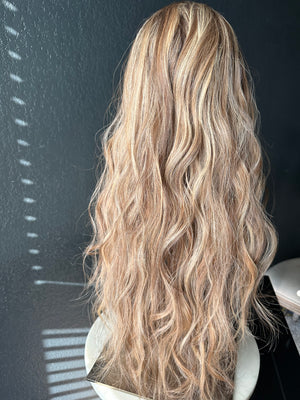30” ELEGANCE PREMIUM EUROPEAN WIG #2336