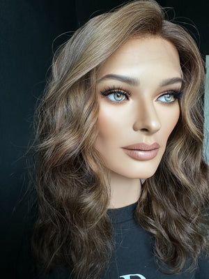 20” ALLURE WAVY PREMIUM EUROPEAN WIG #2241