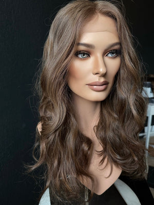 24” ALLURE WAVY PREMIUM EUROPEAN WIG #2263
