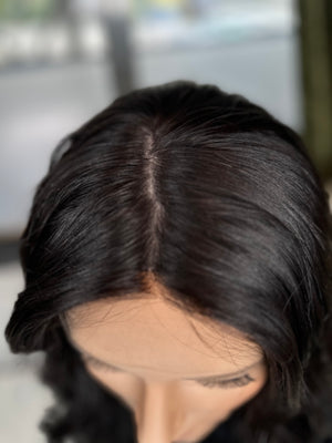 20” ALLURE WAVY PREMIUM EUROPEAN WIG #2184