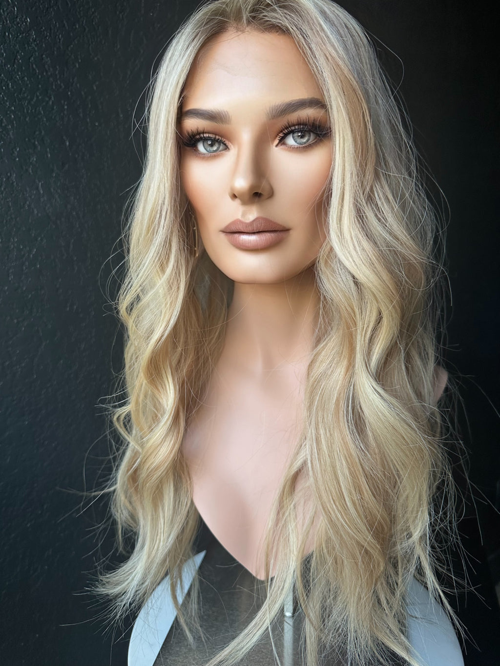 26” IVORY PREMIUM EUROPEAN WIG # 2271