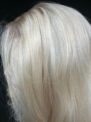 24” ALLURE WAVY PREMIUM EUROPEAN WIG #1988