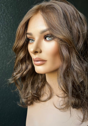 20" ALLURE WAVY PREMIUM EUROPEAN WIG #2264
