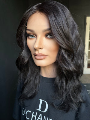 20” ALLURE WAVY PREMIUM EUROPEAN WIG #2184