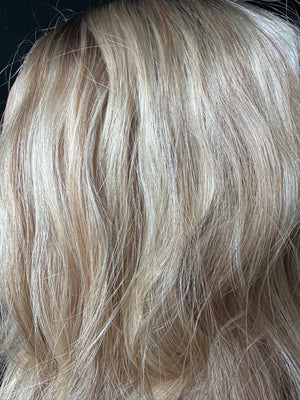 20” 8x8 CHIC WAVY PREMIUM EUROPEAN TOPPER #2362
