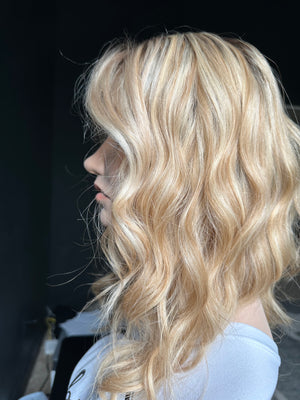 20” ELITE WAVY PREMIUM EUROPEAN WIG #2235