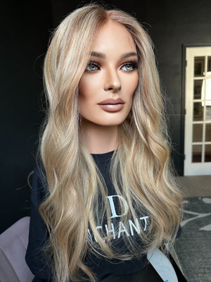 24” LACE TOP PREMIUM EUROPEAN WIG #W006