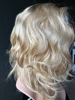 20” ELITE WAVY PREMIUM EUROPEAN WIG #2332