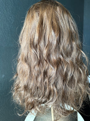 22” ELEGANCE WAVY PREMIUM EUROPEAN WIG #2288