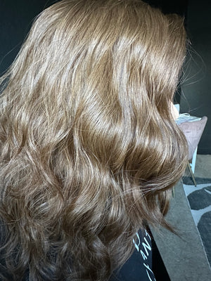 20” ALLURE WAVY PREMIUM EUROPEAN WIG #2240