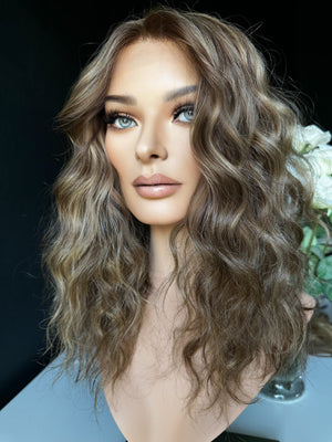 22" IVORY WAVY PREMIUM EUROPEAN WIG #2131