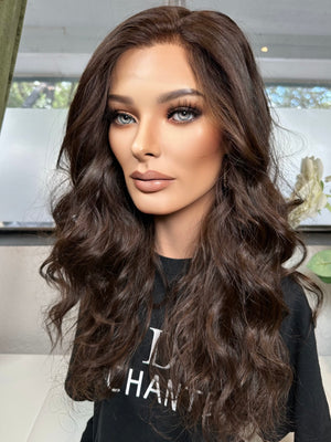24" ALLURE WAVY PREMIUM EUROPEAN WIG #2176