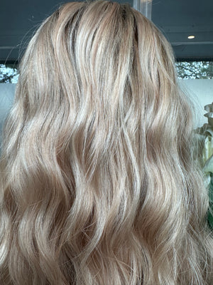 24” ELITE WAVY PREMIUM EUROPEAN WIG #2153