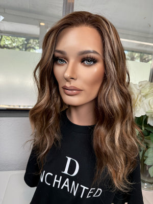 22" ALLURE WAVY PREMIUM EUROPEAN WIG #2238