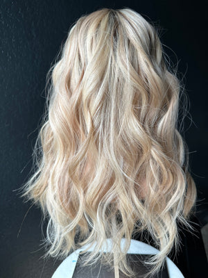 22" ELITE PREMIUM EUROPEAN WIG #2312 *SMALL*