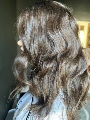 20” ELEGANCE WAVY PREMIUM EUROPEAN WIG #2179 *SMALL*