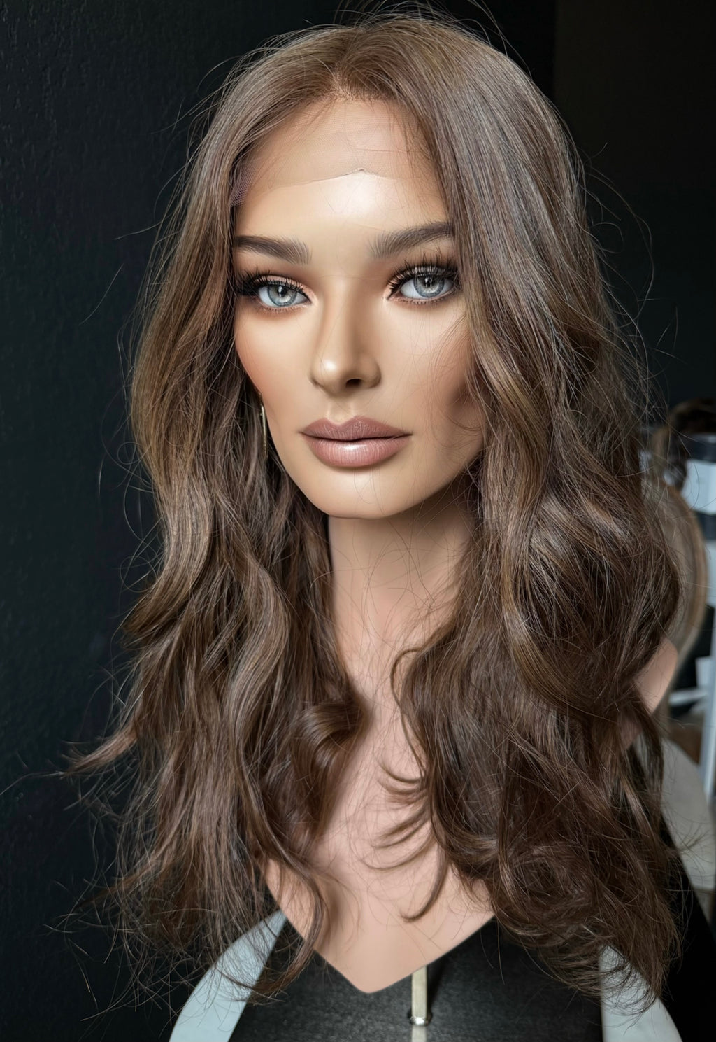 24” ALLURE WAVY PREMIUM EUROPEAN WIG #2263