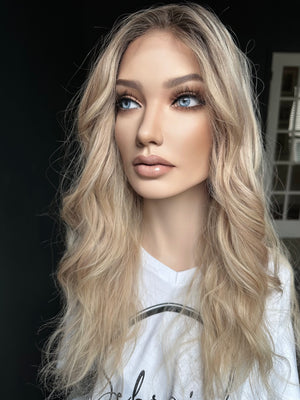 24” ELEGANCE WAVY PREMIUM EUROPEAN WIG #2134
