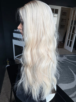 28” ALLURE PREMIUM EUROPEAN WIG #2090