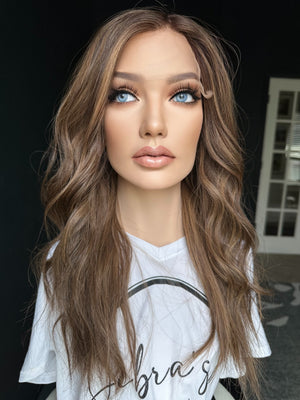 22” ELEGANCE PREMIUM EUROPEAN WIG #2103 *SMALL*