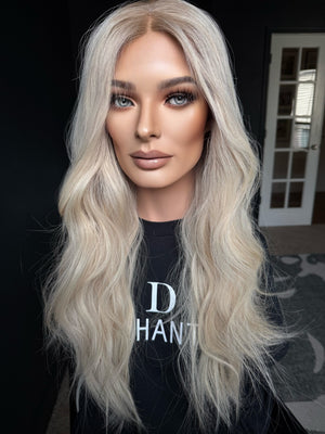 28” ALLURE PREMIUM EUROPEAN WIG #2090