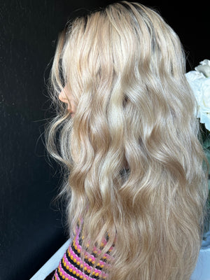 24” ALLURE WAVY PREMIUM EUROPEAN WIG #2035