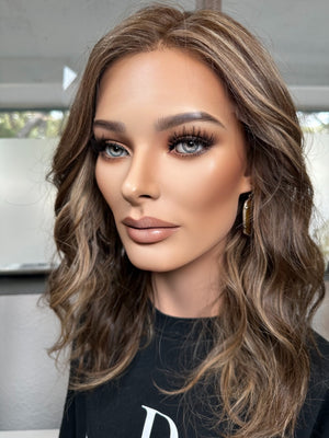 20" ALLURE WAVY PREMIUM EUROPEAN WIG #2110