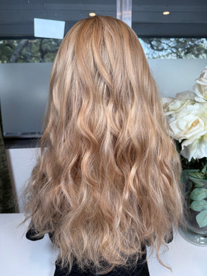 24” ELEGANCE WAVY PREMIUM EUROPEAN WIG #2142