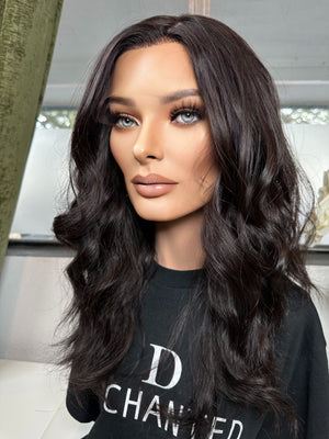 22” ALLURE WAVY PREMIUM EUROPEAN WIG #2191