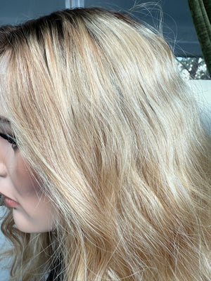 24” ELITE WAVY PREMIUM EUROPEAN WIG #2135