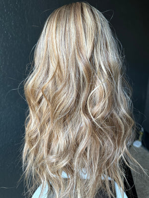 22" ELITE PREMIUM EUROPEAN WIG #2310 *SMALL*