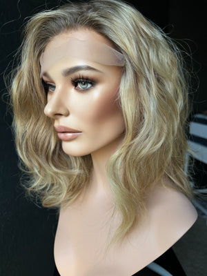 20” ELITE WAVY PREMIUM EUROPEAN WIG #2332