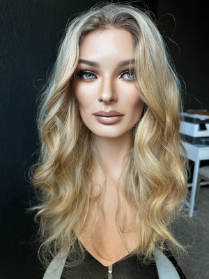 24” ALLURE WAVY PREMIUM EUROPEAN WIG #2330