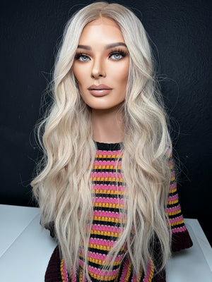 28” ELEGANCE PREMIUM EUROPEAN WIG #2081