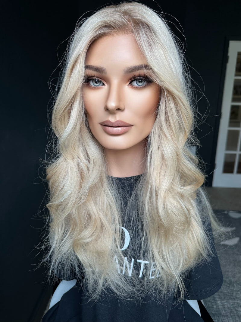 24” ALLURE WAVY PREMIUM EUROPEAN WIG #1988