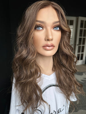 22” ALLURE WAVY PREMIUM EUROPEAN WIG #2239