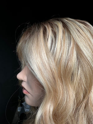 20” ELITE WAVY PREMIUM EUROPEAN WIG #2235