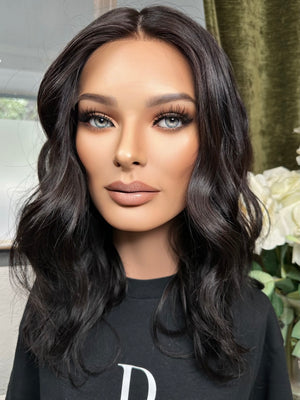 20” ALLURE WAVY PREMIUM EUROPEAN WIG #2184