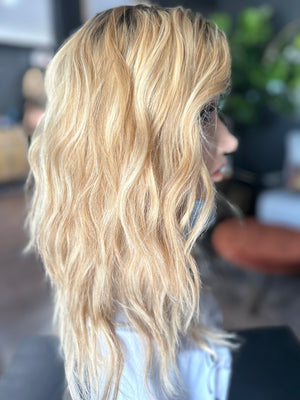 20” ELEGANCE WAVY PREMIUM EUROPEAN WIG #2236