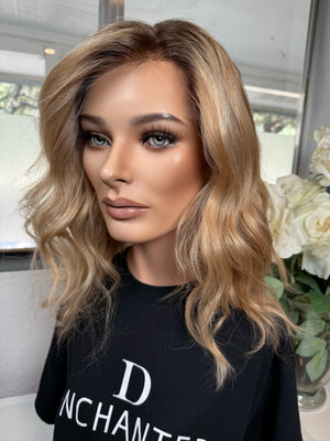 20” ALLURE WAVY PREMIUM EUROPEAN WIG #2242