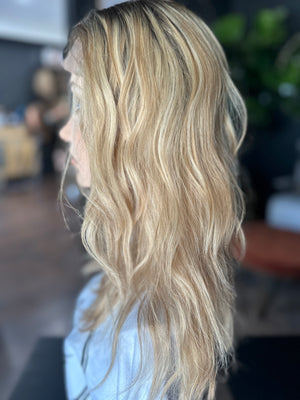 20” ELEGANCE WAVY PREMIUM EUROPEAN WIG #2236