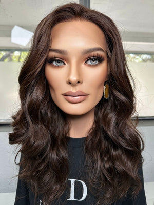 22" ELEGANCE WAVY PREMIUM EUROPEAN WIG #2187