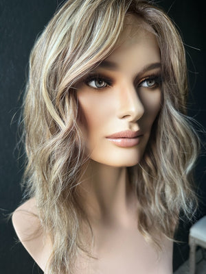 20" ELITE WAVY PREMIUM EUROPEAN WIG #2304