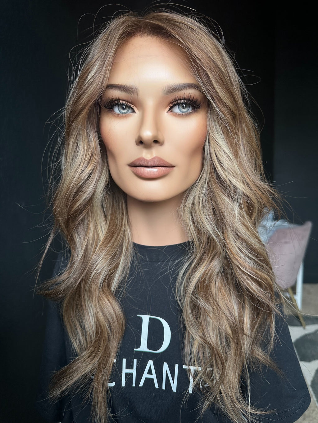 24” IVORY PREMIUM EUROPEAN WIG #2256