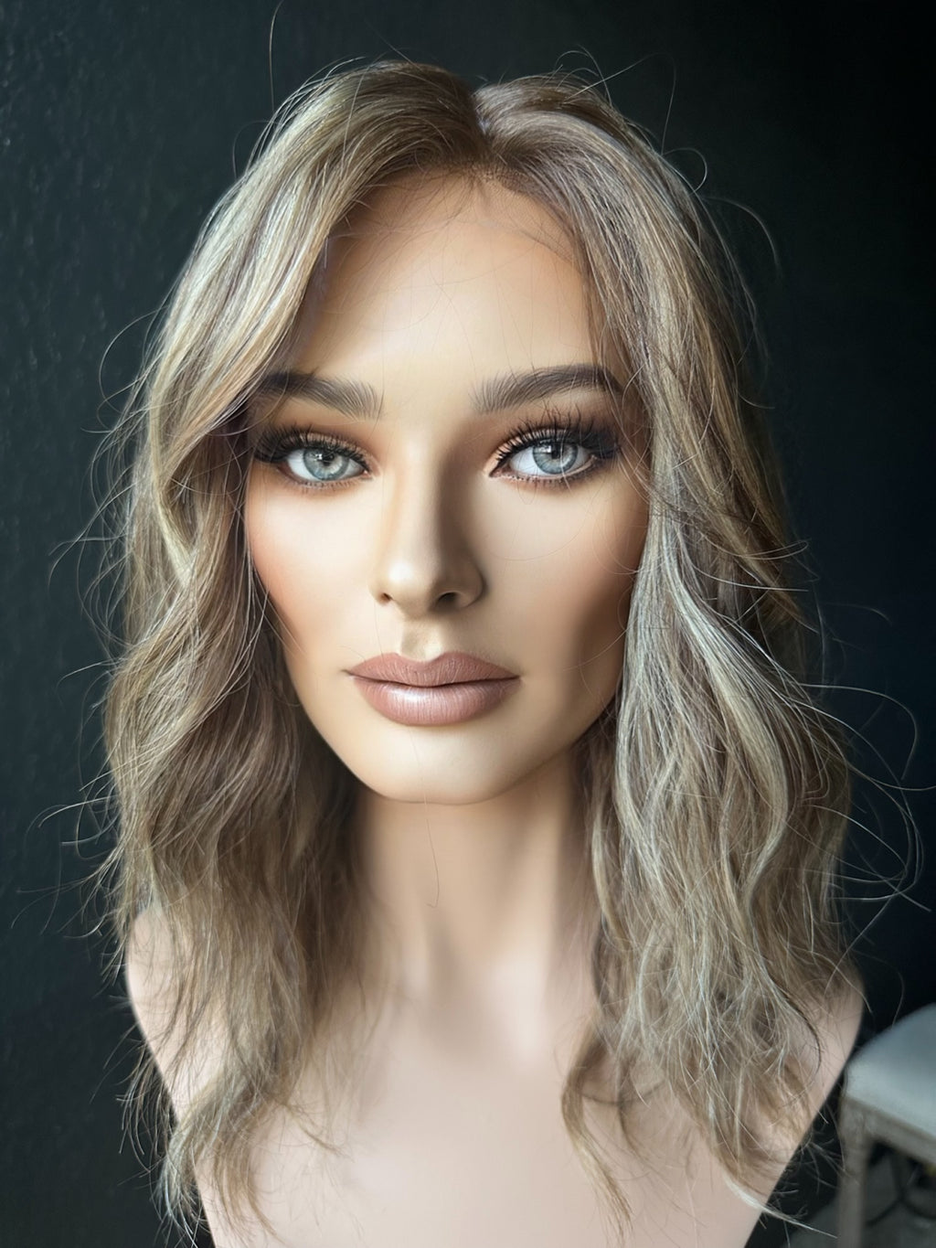20" ELITE WAVY PREMIUM EUROPEAN WIG #2304