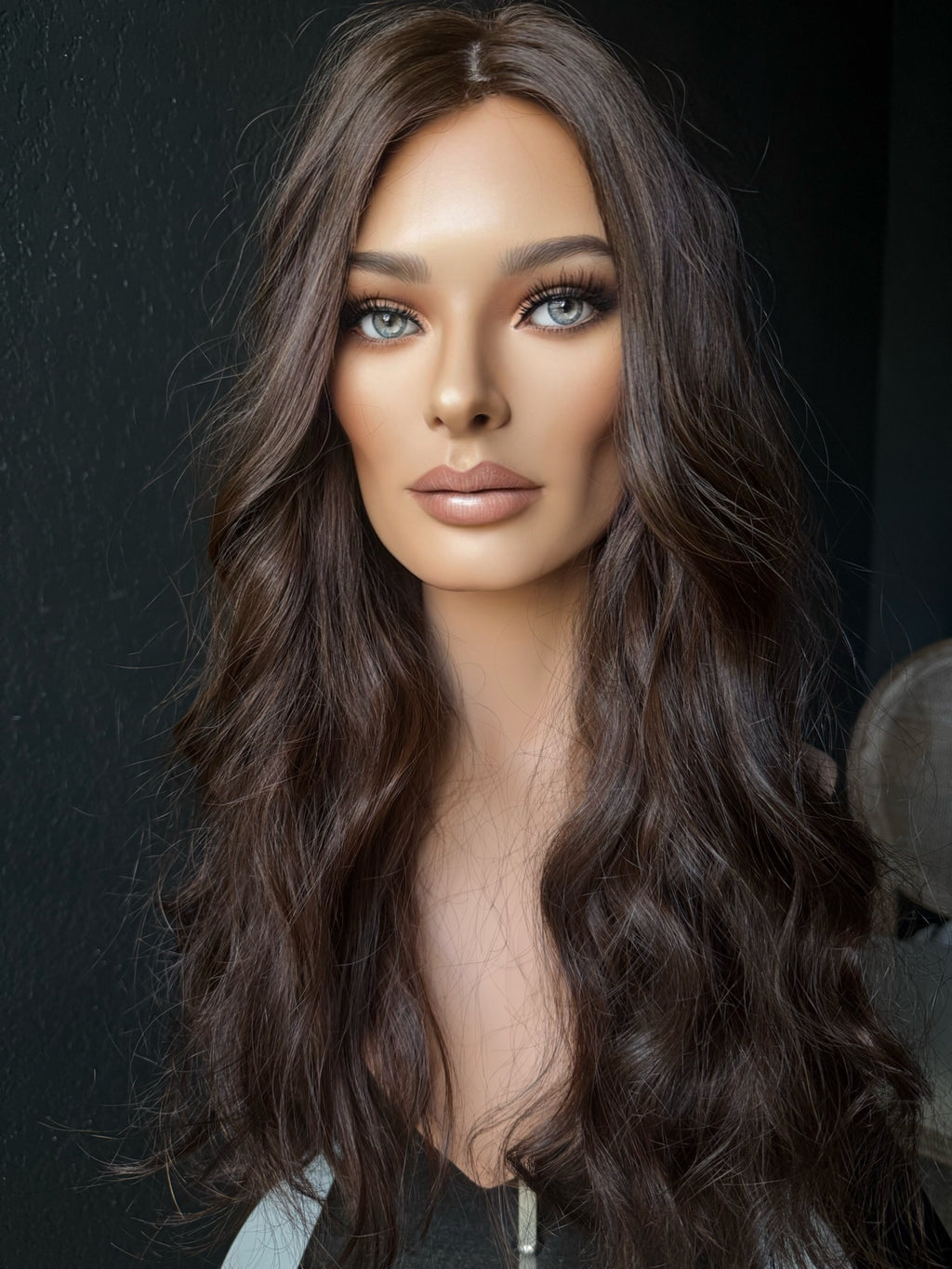 26” 8x8 CHIC WAVY PREMIUM EUROPEAN TOPPER #531