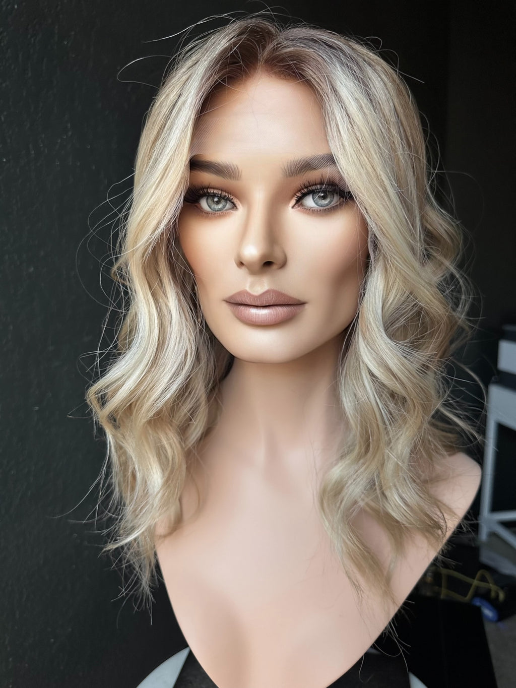 20" LACE TOP PREMIUM EUROPEAN WIG #2412